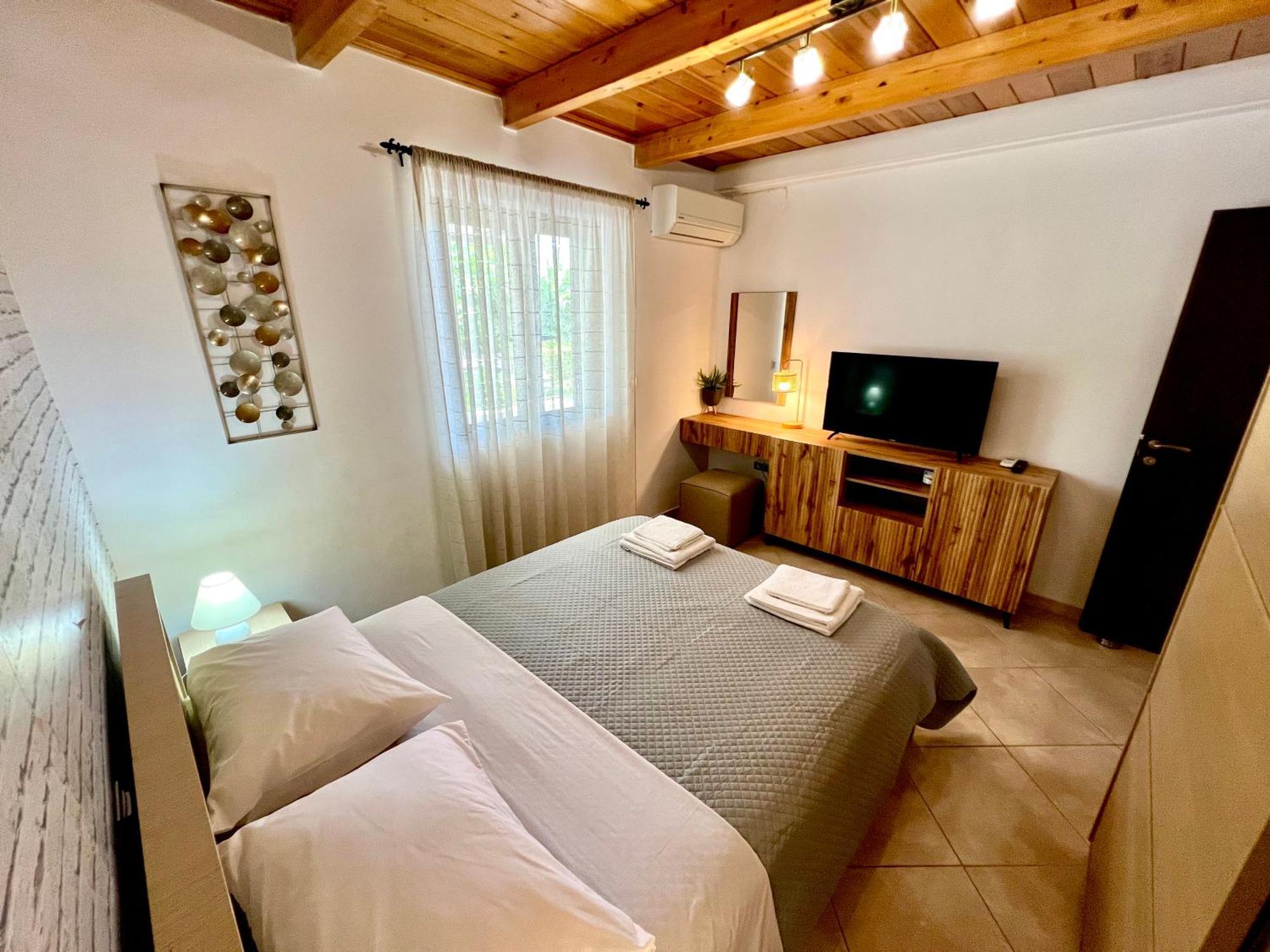 Rouga Paradise Resort Vonitza Extérieur photo